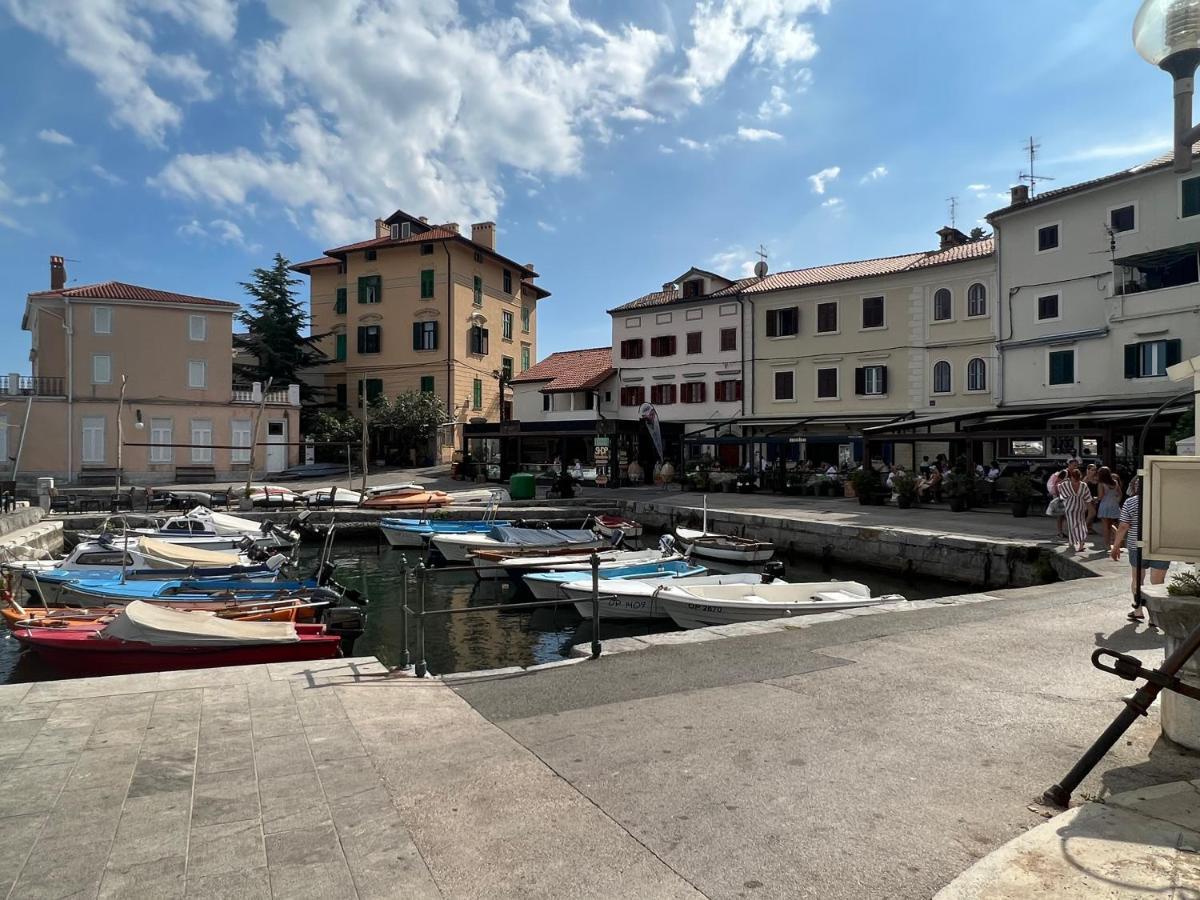 Vila Mila Volosko Opatija Bagian luar foto