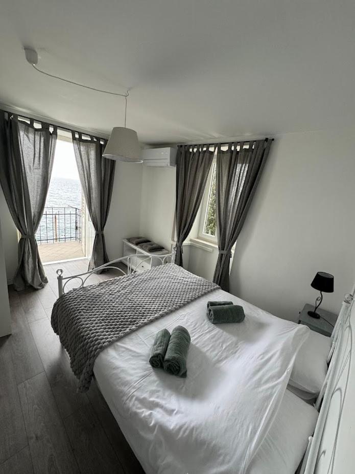 Vila Mila Volosko Opatija Bagian luar foto